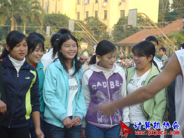 061220BH070.JPG