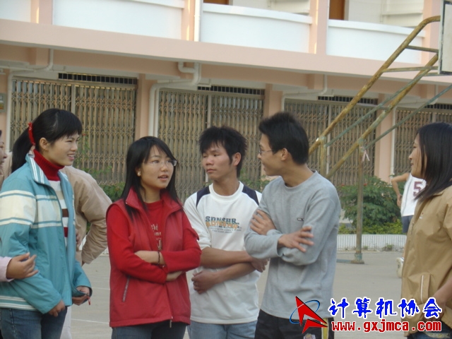 061220BH077.JPG
