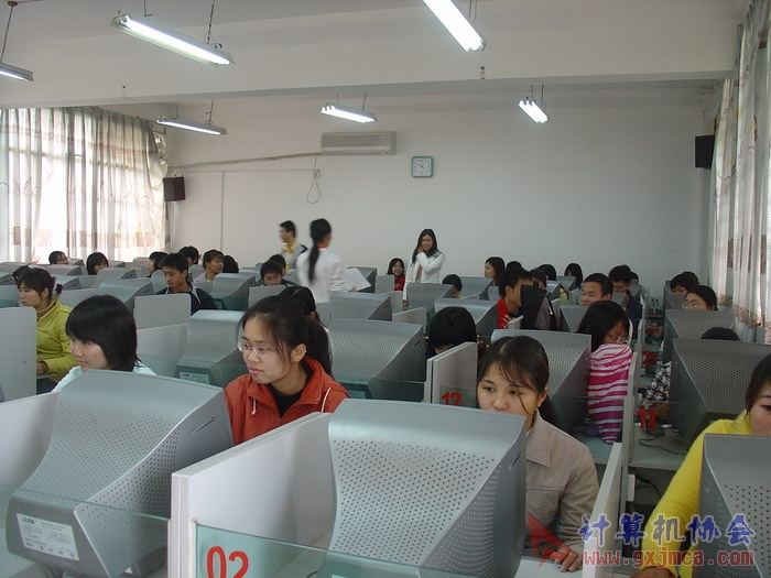 070322BZ011.JPG