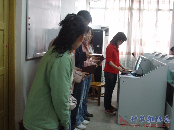 070322BZ139.JPG