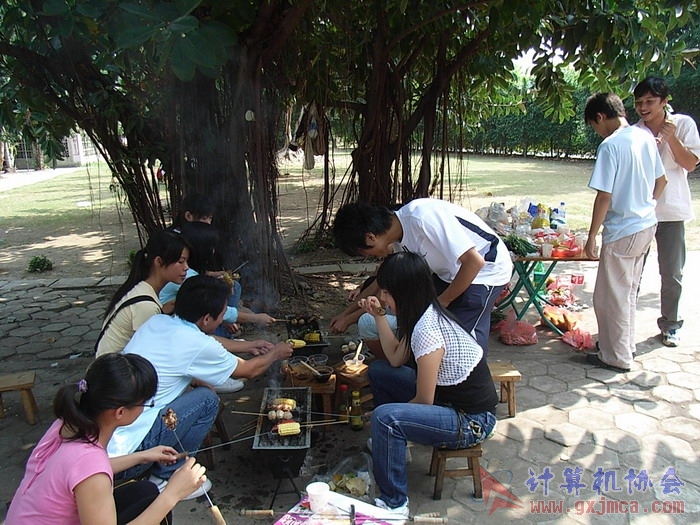 071029XCB003.jpg
