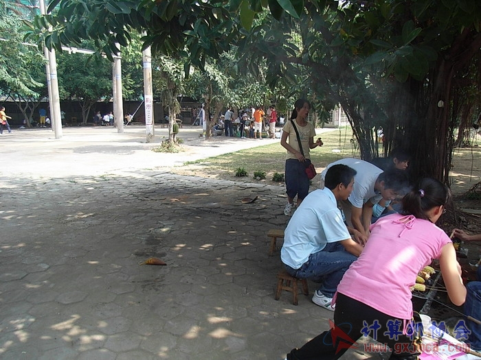 071029XCB004.jpg