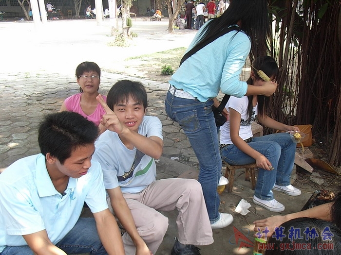 071029XCB018.jpg