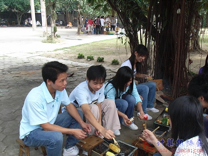 071029XCB024.jpg