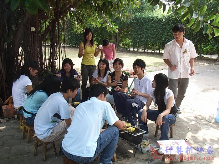 071029XCB029.jpg