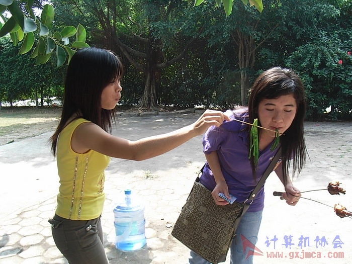 071029XCB054.jpg