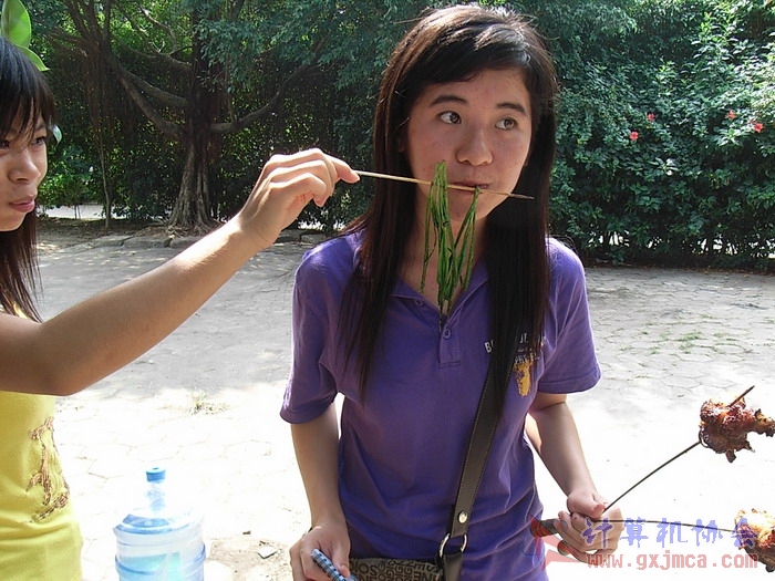 071029XCB053.jpg