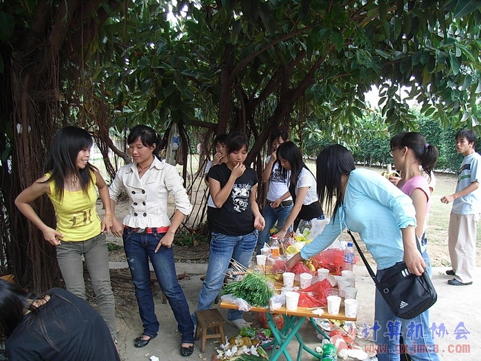 071029XCB069.jpg