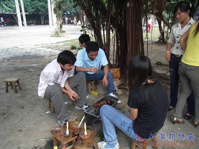 071029XCB070.jpg