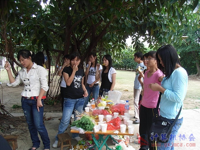 071029XCB073.jpg