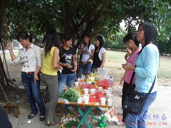 071029XCB072.jpg