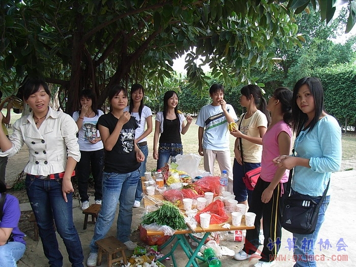 071029XCB076.jpg