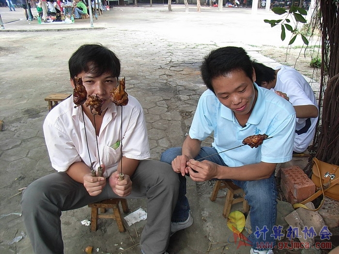 071029XCB081.jpg