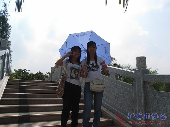 071029XCB090.jpg