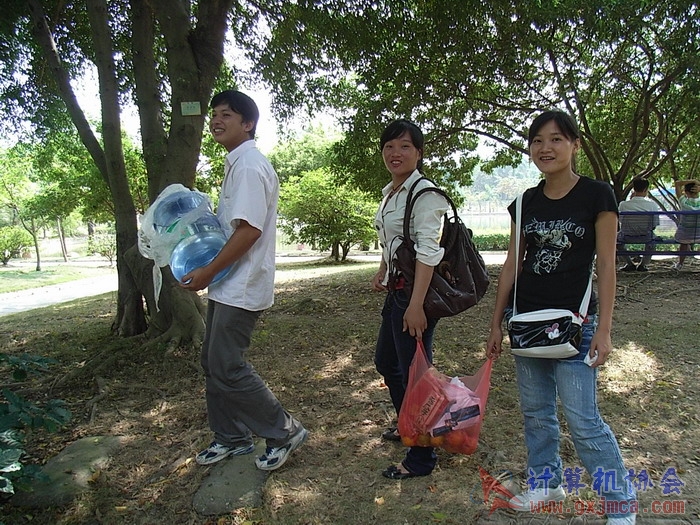 071029XCB104.jpg