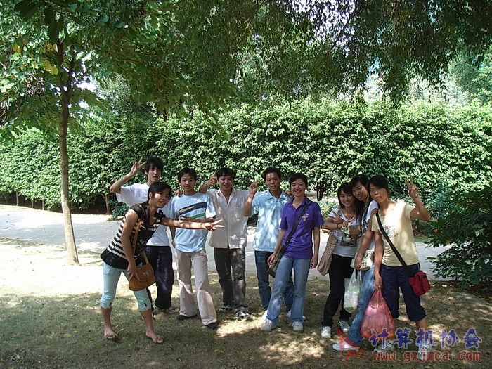 071029XCB114.jpg