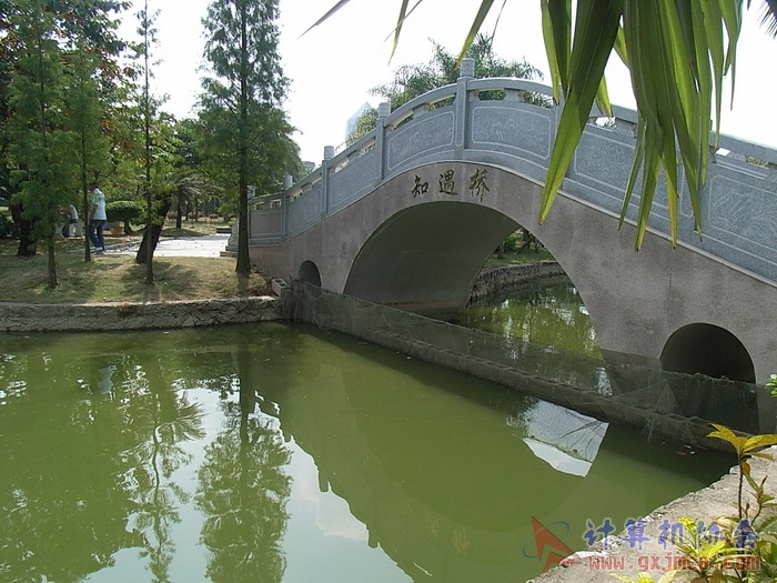 071029XCB139.jpg