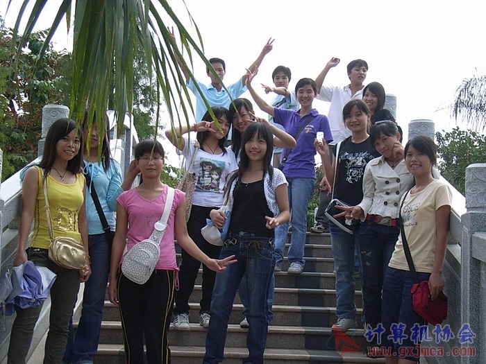 071029XCB154.jpg