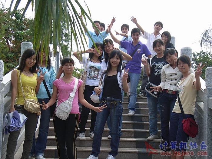 071029XCB155.jpg