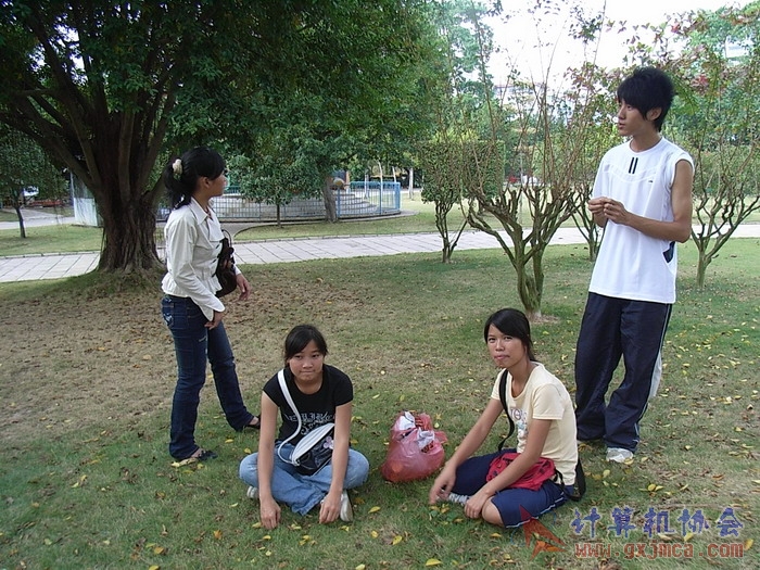 071029XCB172.jpg