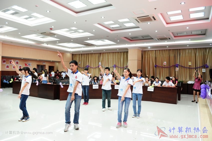 130614bzn1979.JPG