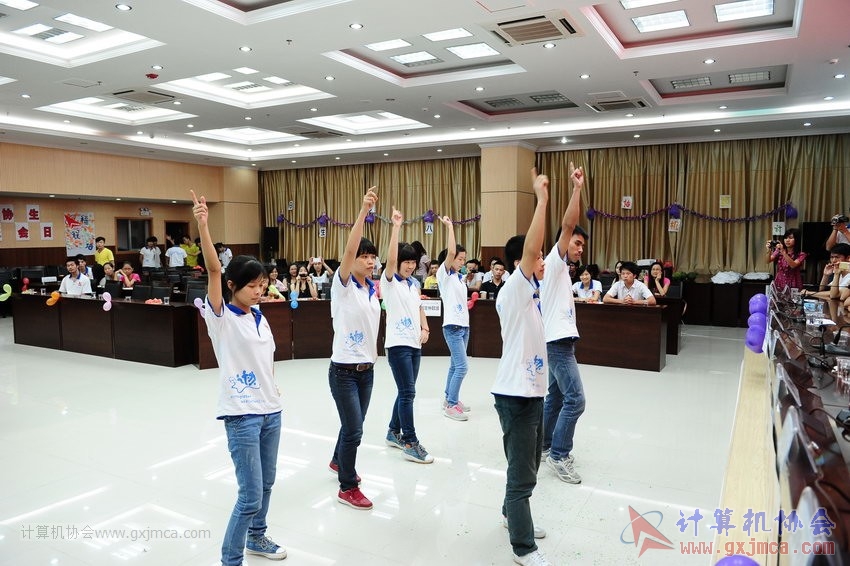130614bzn1984.JPG