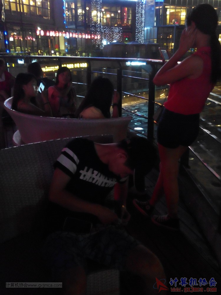 150509yw60.jpg