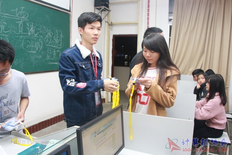 161129dzcs80.JPG