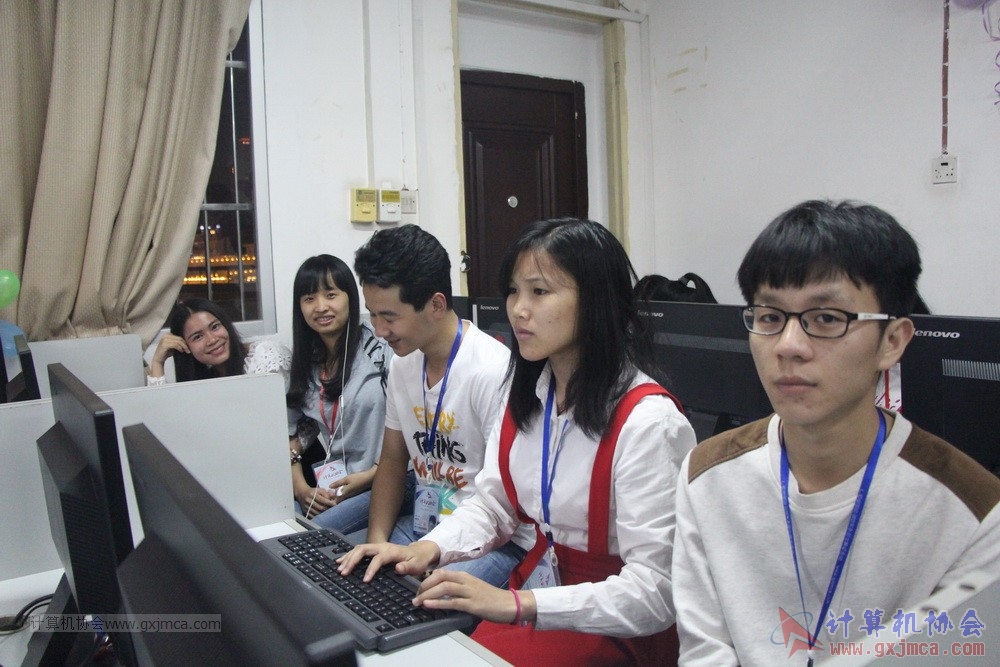XH14JGBJX049.JPG