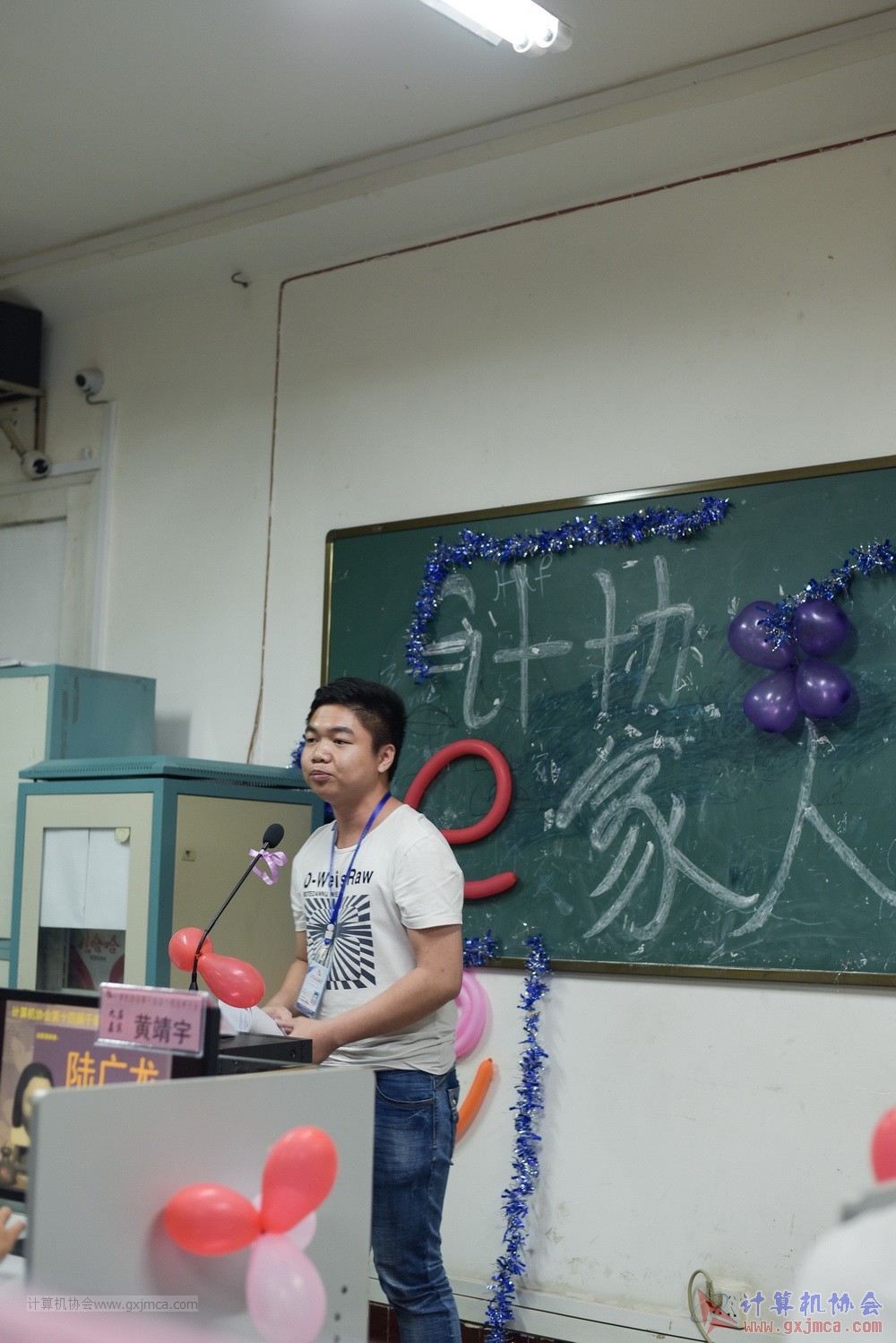 170422XH14JGBJX20.jpg