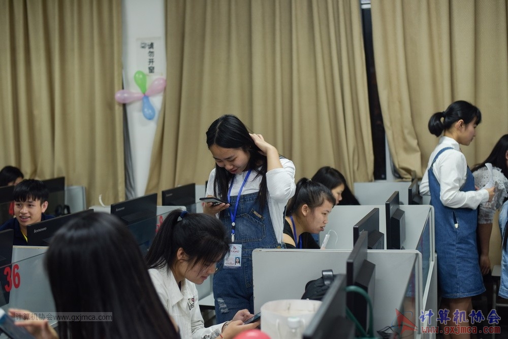 170422XH14JGBJX70.jpg