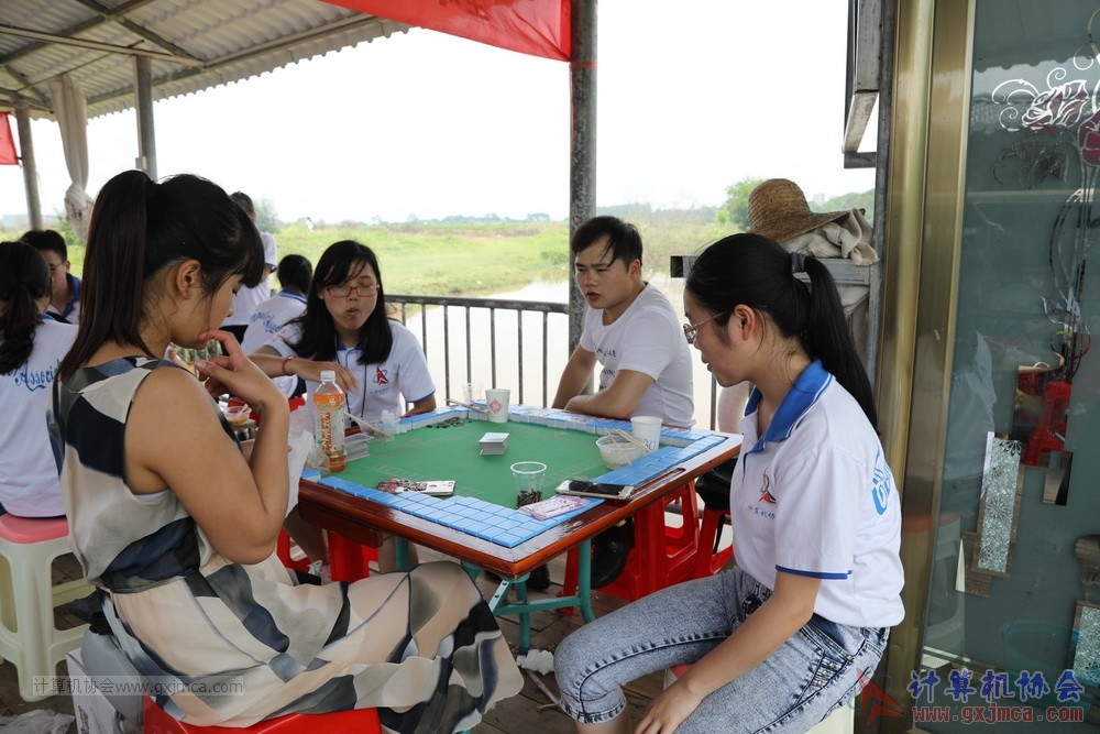 170514zqd1369.JPG