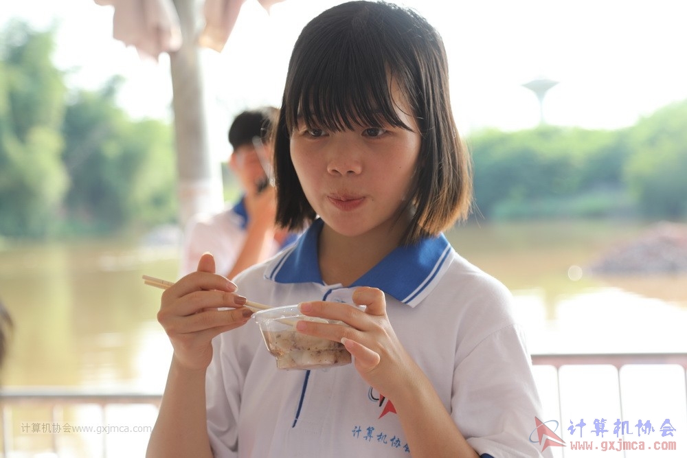 170514zqd1661.JPG