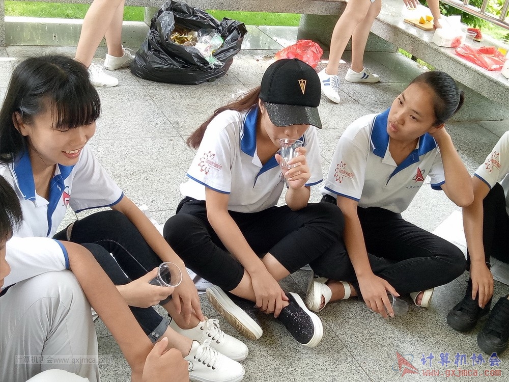 170610gblyjl256.jpg