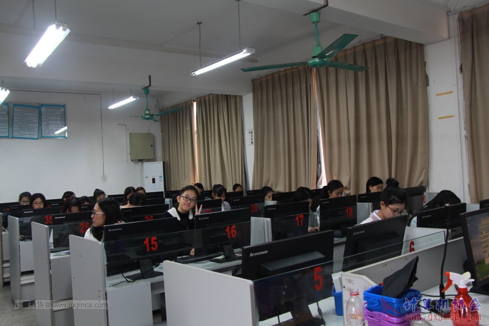 20171116ybgsdzkh001.JPG