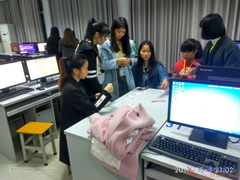 171208CAdzp_07.jpg