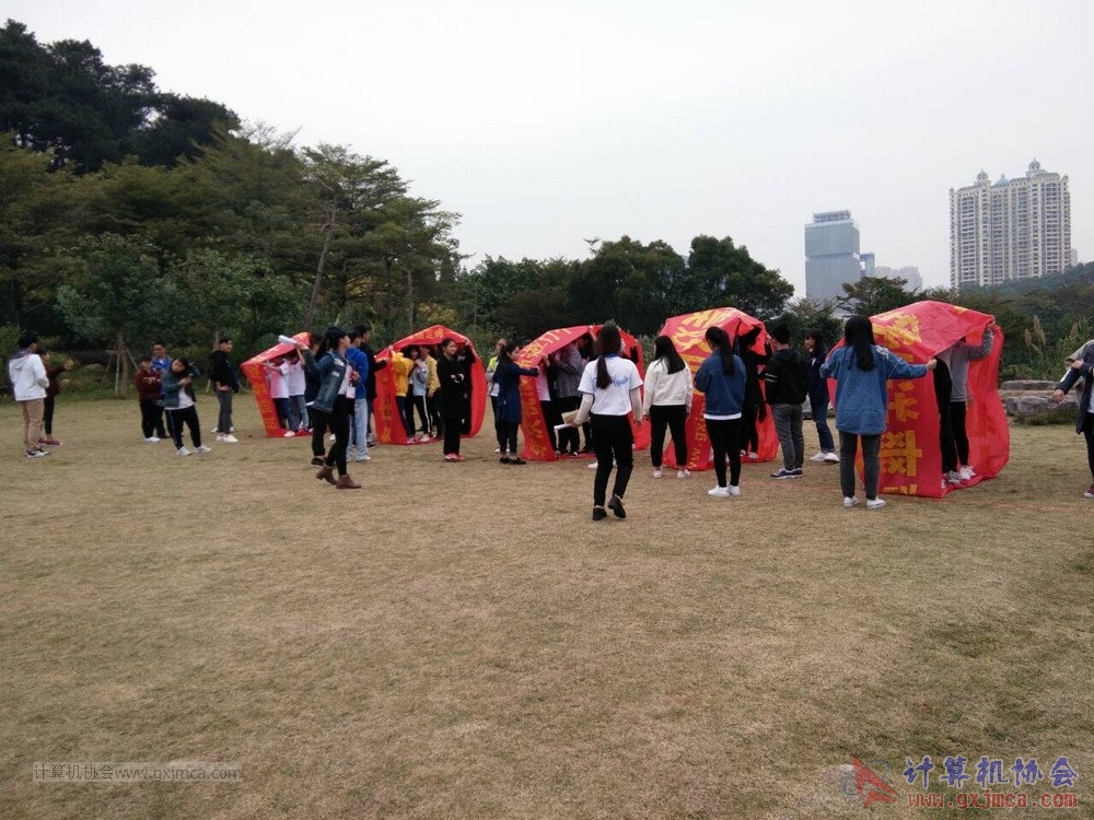 171210hwtdly496.jpg