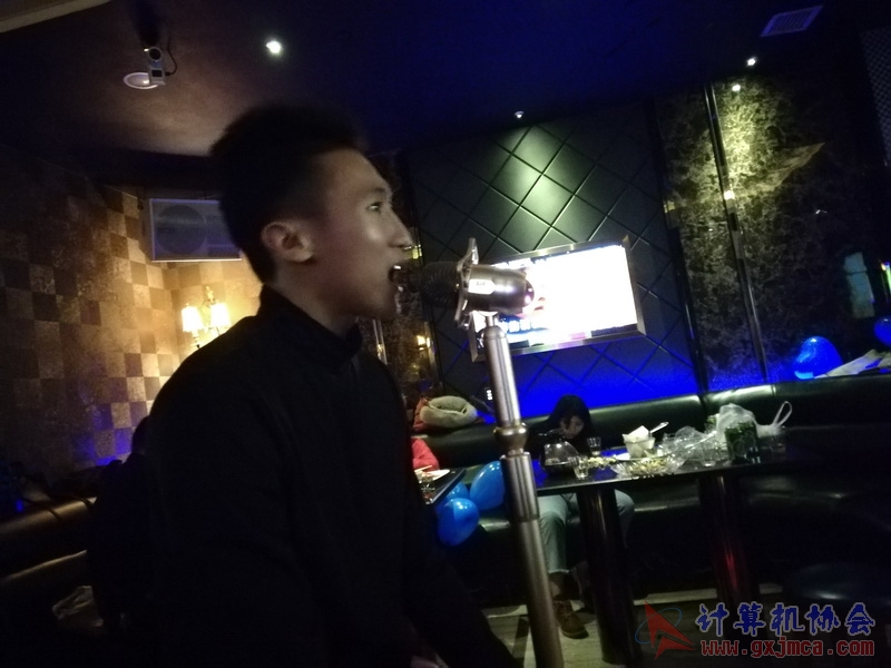 180113cakg41.jpg