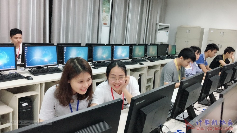 180517EXDZBGTBCLJHSYYPX58.jpg