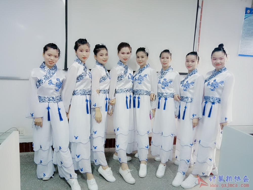 180525strzywh18.png