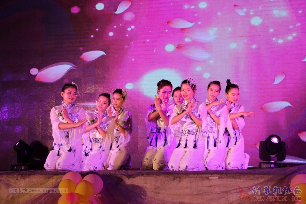 180525strzywh37.JPG