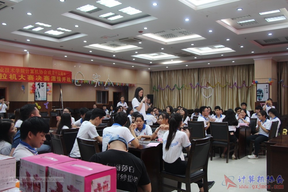 180609TLJJS125.JPG