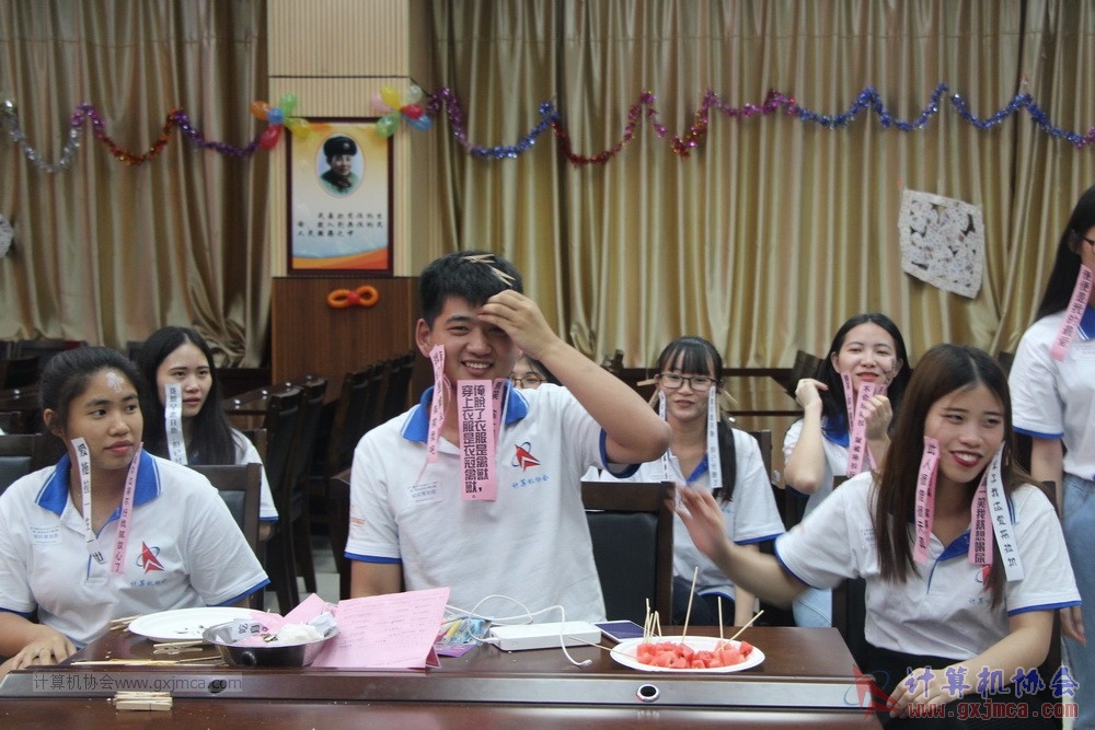 180609TLJJS270.JPG