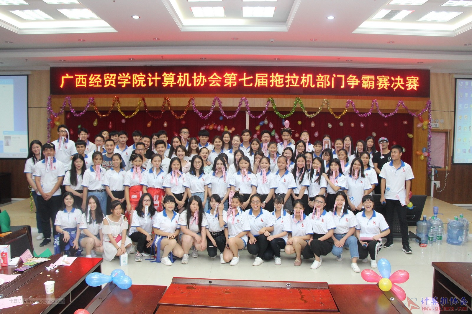 180609TLJJS318.JPG