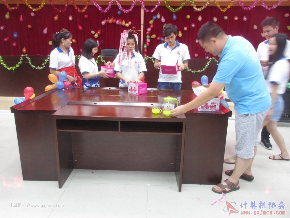180609TLJJS394.JPG