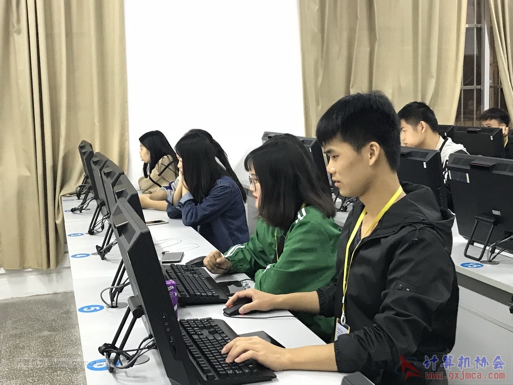 20181206xh2017-2018pptpx003.JPG