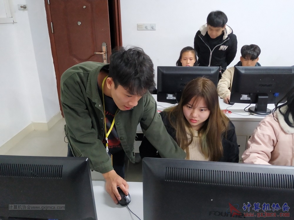 20181213xh2017-2018pstxpx091.jpg