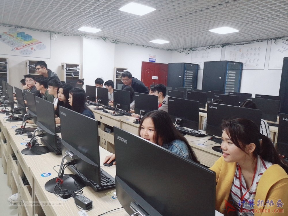 180320txcl29.jpg