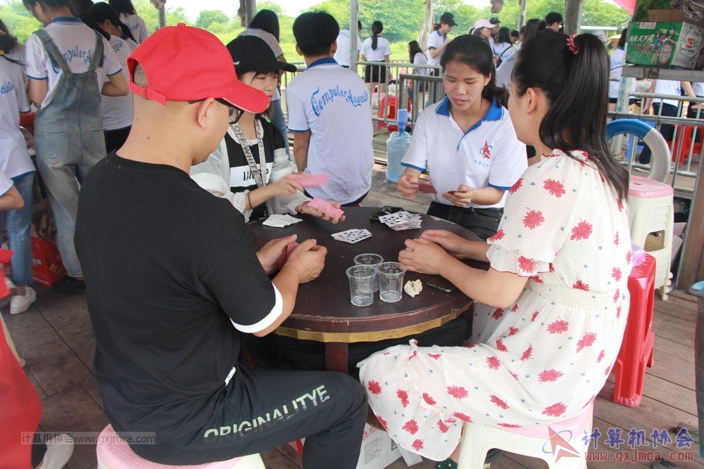 180512xhcy150.JPG