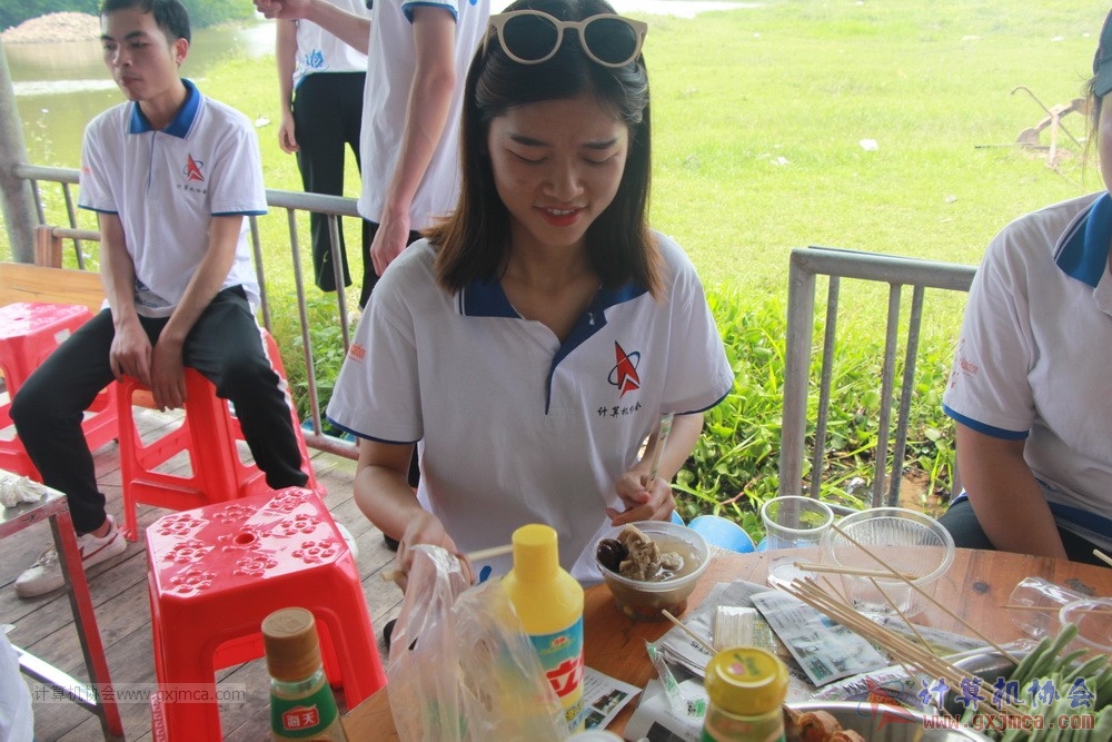 180512xhcy364.JPG